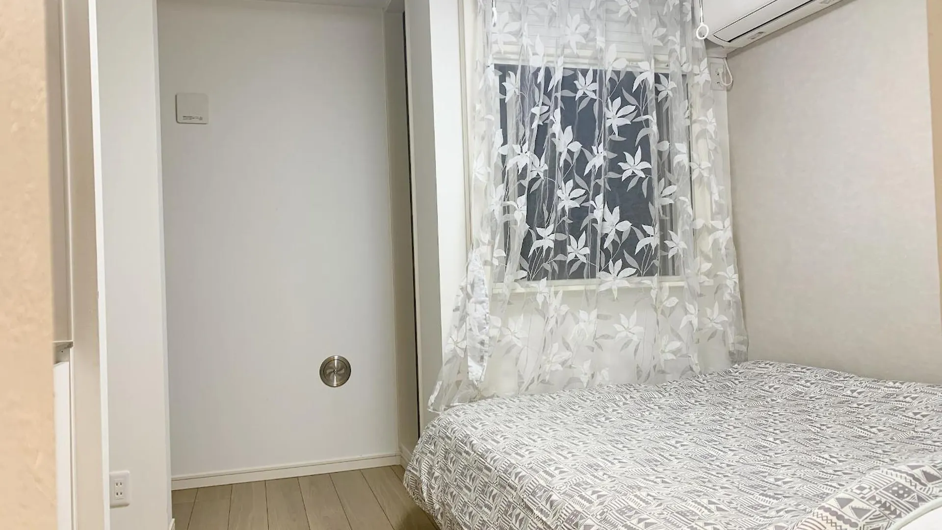 Shinjuku新宿近新建公&干湿分离&智能马桶&浴室烘干机能&高速无限制网路&最近地铁步行8分钟be102 Tokyo Apartment